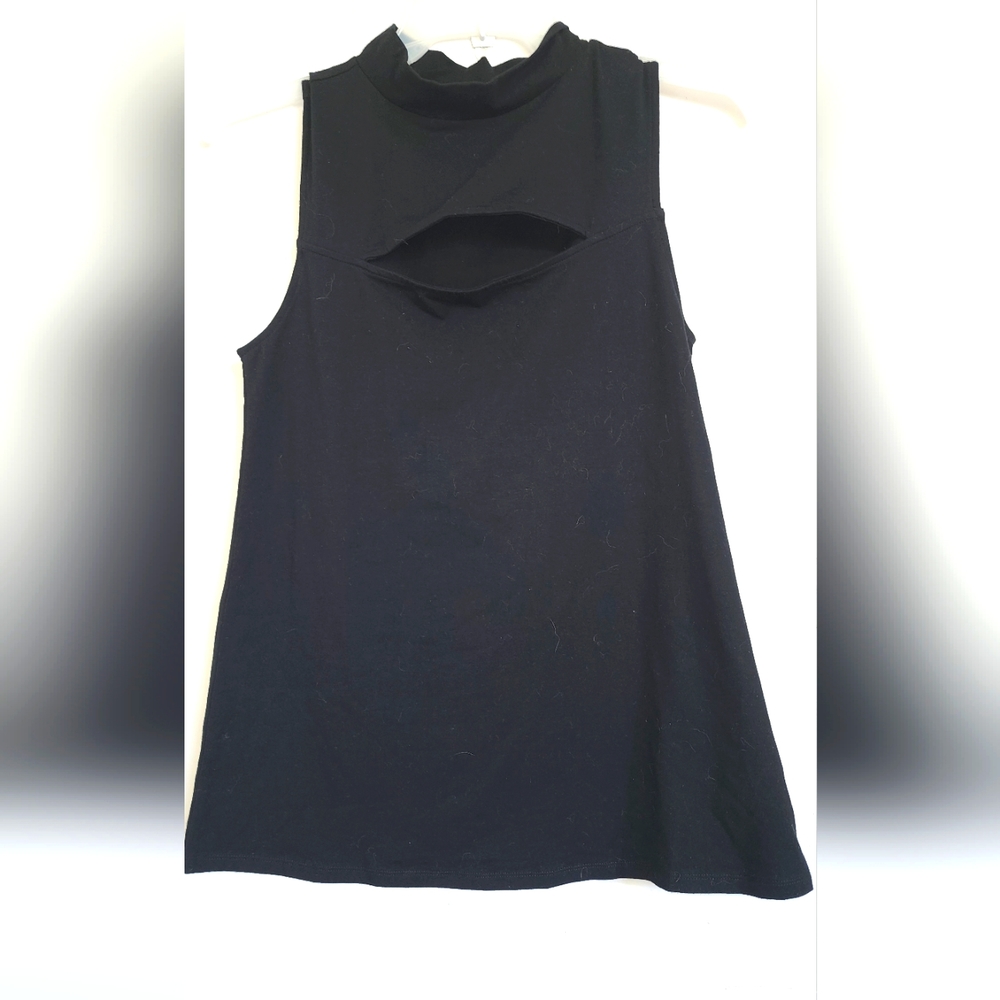 Torrid Peek a Boo Top